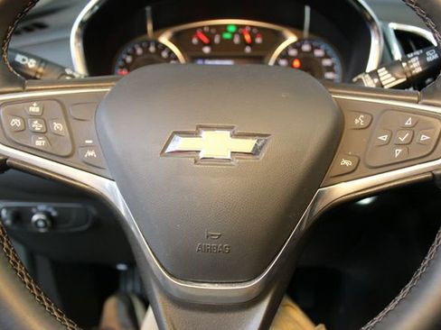 Used 2023 Chevrolet Equinox LT image 22