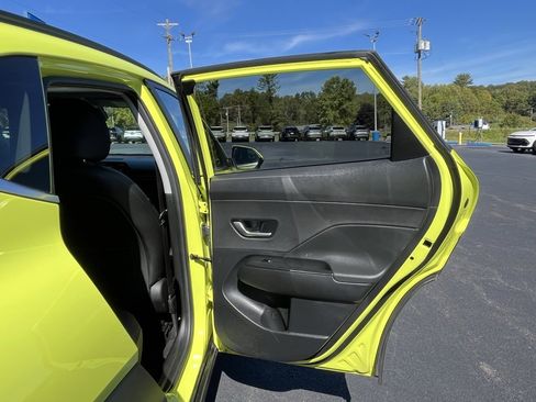 Used 2024 Hyundai Kona Limited image 18
