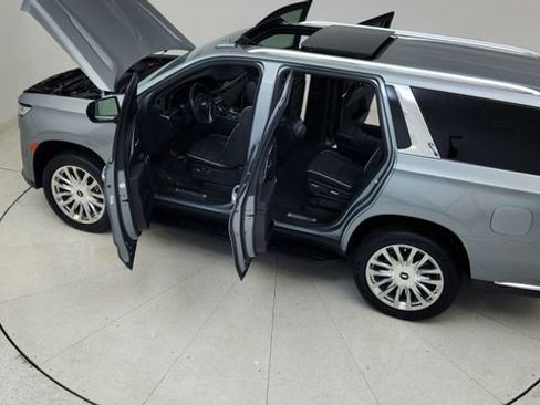 Used 2023 Cadillac Escalade Premium Luxury w/ Performance Package image 93