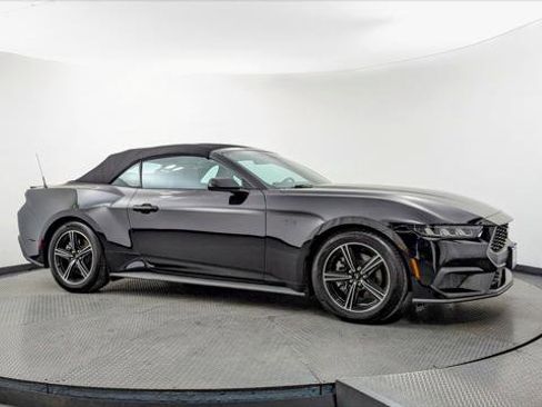 Used 2024 Ford Mustang Premium image 34