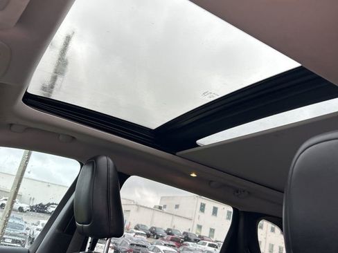 Used 2021 Jeep Cherokee Trailhawk w/ Sun, Sound & Nav Group image 9