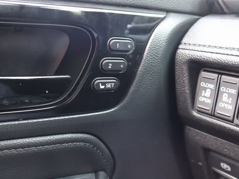 Used 2023 Honda Odyssey Touring image 16