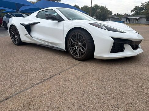 Used 2024 Chevrolet Corvette Z06 w/ Battery Protection Package RWD image 3