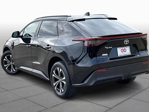 Used 2023 Toyota bZ4X XLE image 20