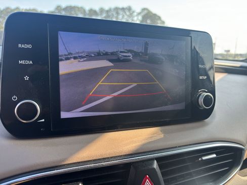 Used 2023 Hyundai Santa Fe SE image 10