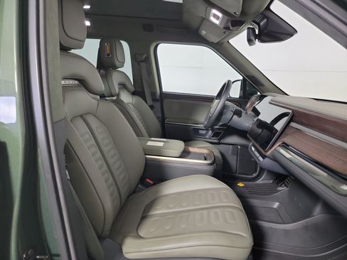 Used 2023 Rivian R1T Adventure AWD/4WD image 23