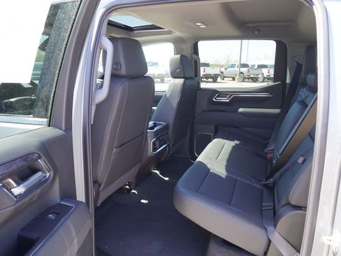 New 2025 Chevrolet Silverado 1500 LTZ w/ LTZ Premium Package AWD/4WD image 11