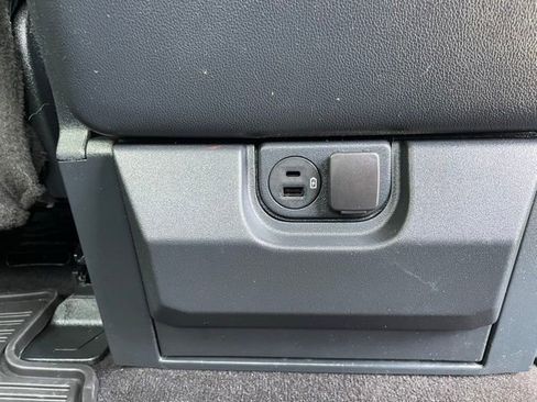 Certified 2022 Ford F150 Lariat w/ Equipment Group 501A Mid AWD/4WD image 24