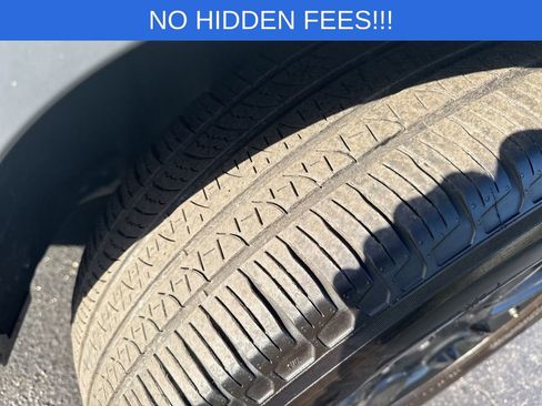 Used 2023 Land Rover Defender 110 S image 12