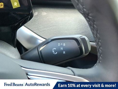 New 2025 Volkswagen ID. Buzz Pro S image 7