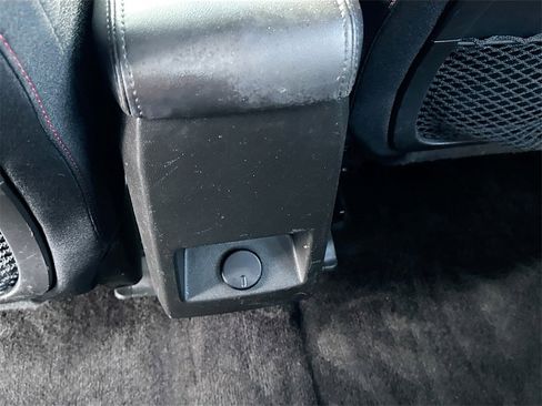 Used 2016 Chevrolet Equinox LT w/ Convenience Package image 21