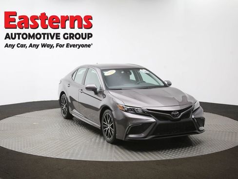 Used 2024 Toyota Camry SE image 50