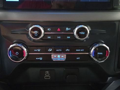 Used 2025 Ford F150 XLT w/ Equipment Group 301A Standard AWD/4WD image 17
