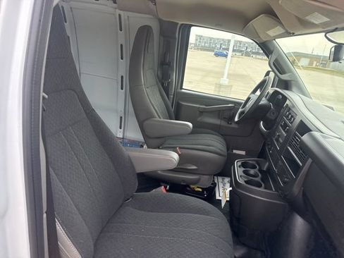 New 2026 Chevrolet Express 2500 RWD image 13