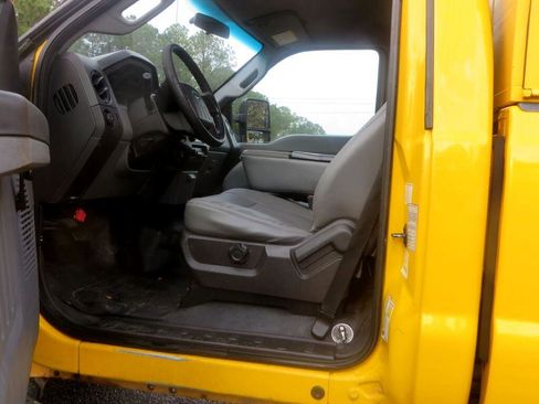 Used 2014 Ford F350 XL image 23