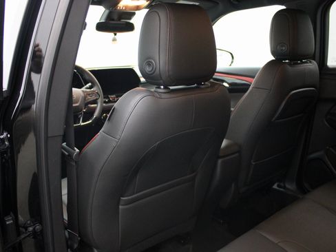 Used 2024 Chevrolet TrailBlazer RS image 18