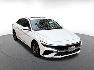 Used 2025 Hyundai Elantra SEL video 1