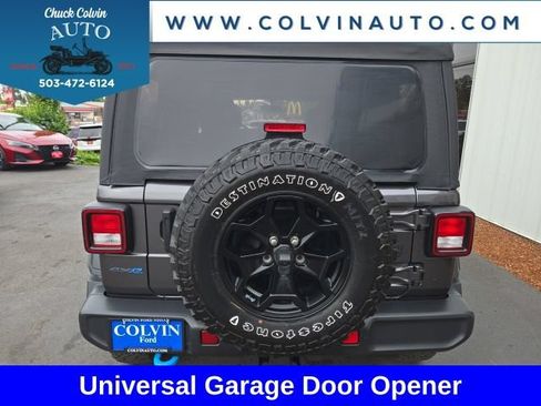 Used 2023 Jeep Wrangler Unlimited w/ Cold Weather Group AWD/4WD image 6