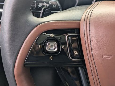 Used 2025 Lincoln Aviator Reserve w/ Illumination Package image 23