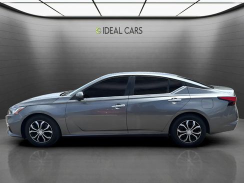 Used 2022 Nissan Altima 2.5 S FWD image 12