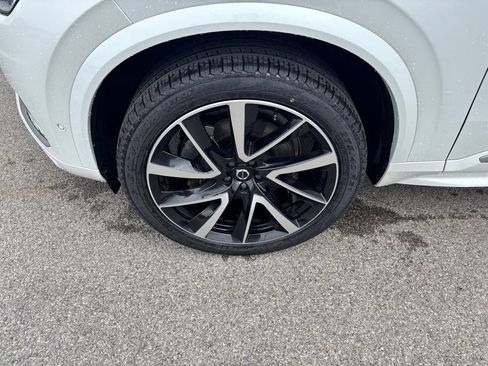 Used 2024 Volvo XC90 B6 Plus w/ Protection Package AWD/4WD image 33