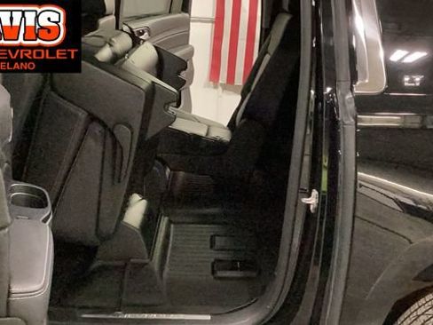 Used 2018 Chevrolet Suburban LT AWD/4WD image 11