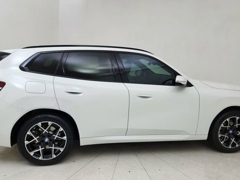 Used 2025 BMW X3 xDrive30i w/ Premium Package image 6