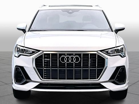 Certified 2025 Audi Q3 2.0T Premium Plus w/ Premium Plus Package image 4