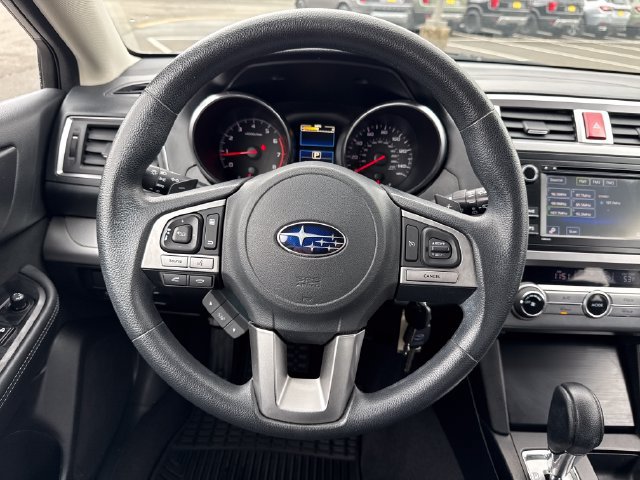 Used 2017 Subaru Outback 2.5i AWD/4WD image 20