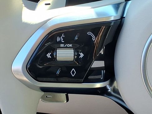 Certified 2023 Jaguar F-PACE S image 16