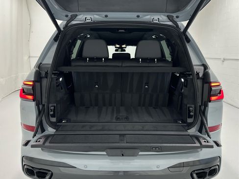 Used 2026 BMW X7 M60i AWD/4WD image 45