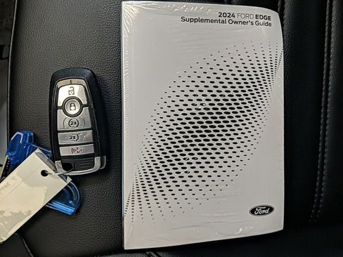 Certified 2024 Ford Edge SEL w/ Convenience Package image 29