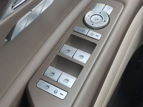 Used 2023 Genesis GV80 2.5T w/ Prestige 20" Package image 24