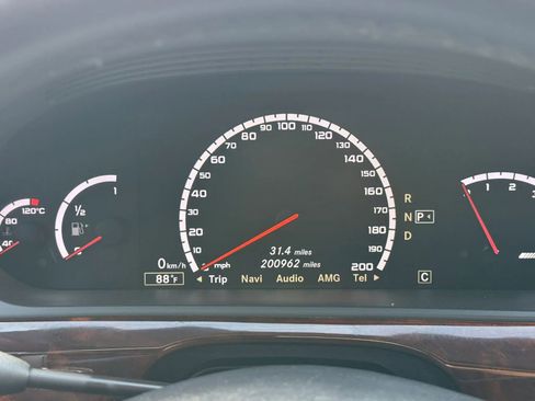 Used 2012 Mercedes-Benz S 63 AMG image 15
