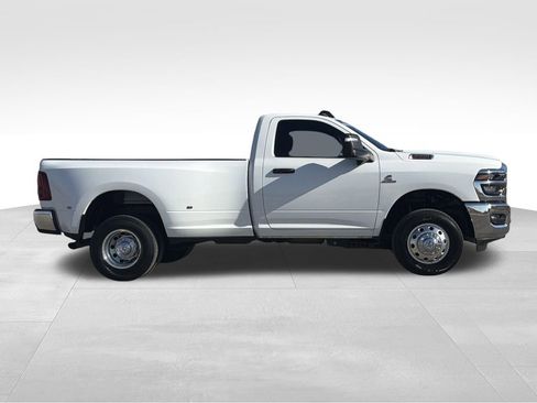 Used 2026 RAM 3500 Big Horn AWD/4WD image 23