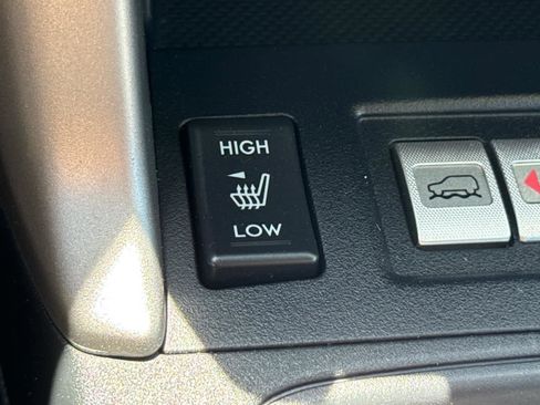 Used 2015 Subaru Forester 2.5i Limited AWD/4WD image 20
