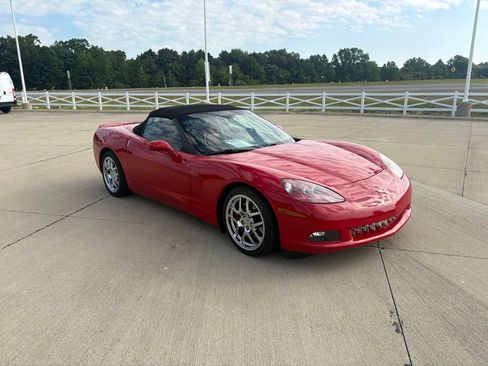 Used 2006 Chevrolet Corvette Convertible RWD image 8