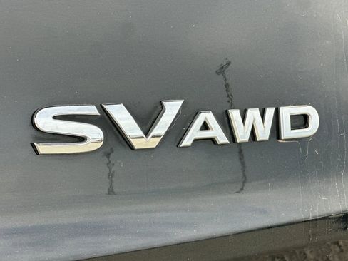 Used 2023 Nissan Rogue SV image 49