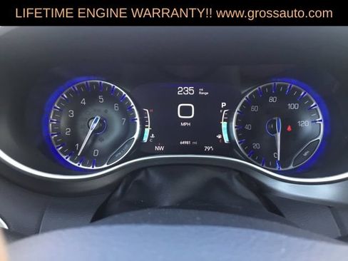 Certified 2024 Chrysler Pacifica Touring-L FWD image 24