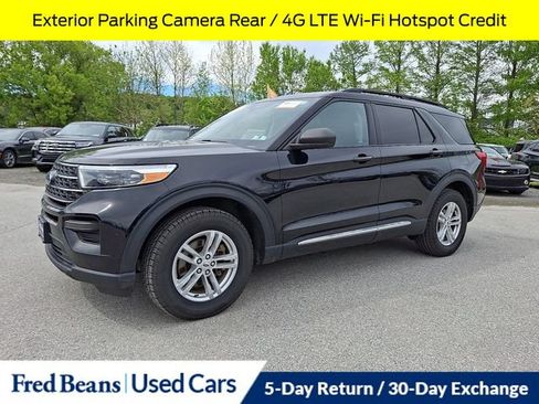 Used 2023 Ford Explorer XLT AWD/4WD image 8