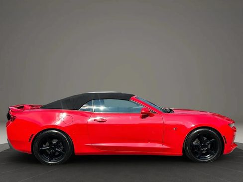 Used 2018 Chevrolet Camaro LT RWD image 2