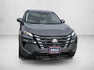 Used 2024 Nissan Rogue SV video 2