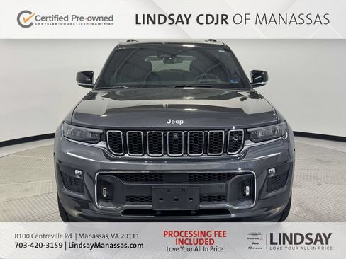 Used 2025 Jeep Grand Cherokee L Overland w/ Advanced Protech Group III AWD/4WD image 3