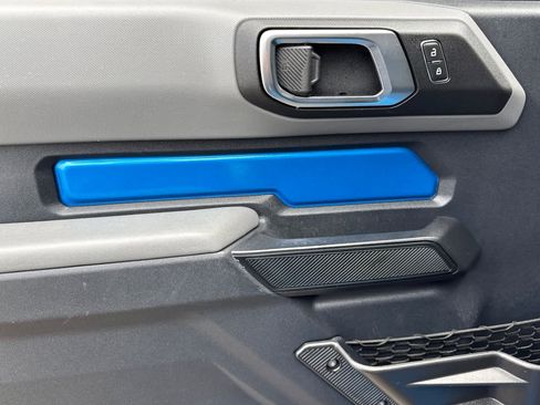 Used 2021 Ford Bronco 2-Door w/ Sasquatch Package image 12