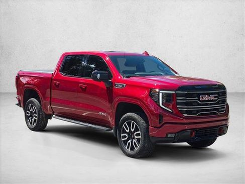 Used 2025 GMC Sierra 1500 AT4 w/ AT4 Premium Package AWD/4WD image 2