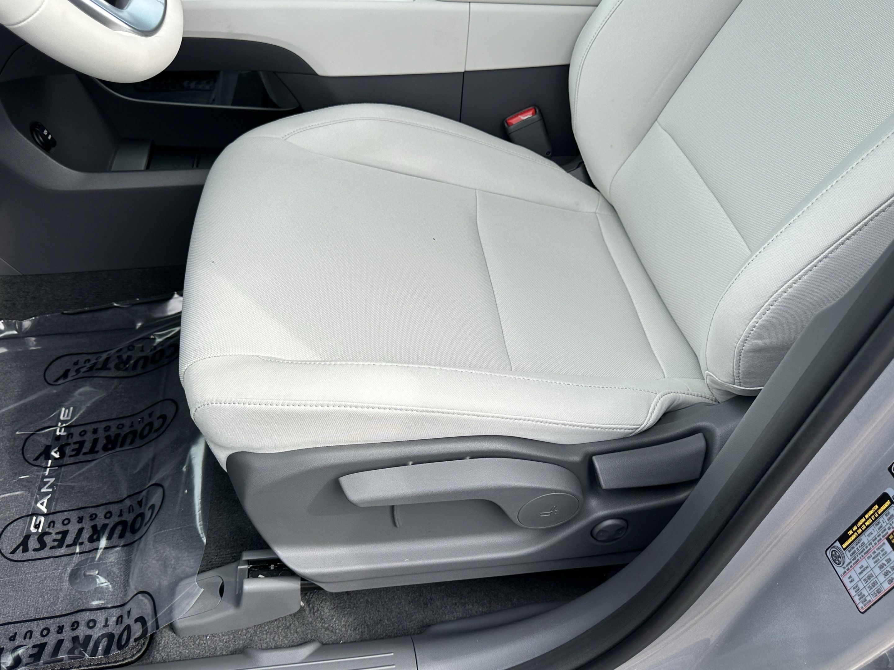 New 2027 Hyundai Santa Fe SE FWD image 18