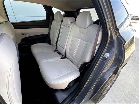 Used 2025 Hyundai Tucson SEL FWD image 25