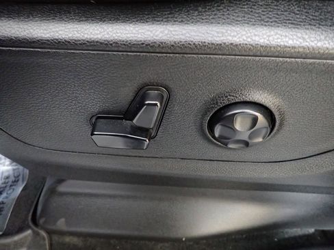 Used 2021 RAM 1500 Big Horn AWD/4WD image 22