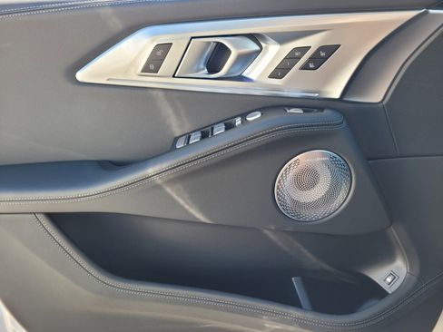 New 2026 BMW XM Label Red image 20