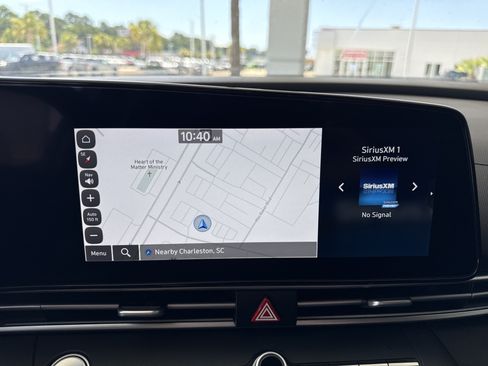 Used 2025 Hyundai Elantra SEL FWD image 23